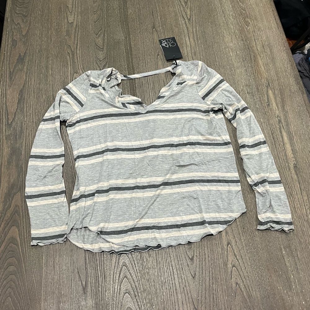 NWT Chaser Gray Striped Long Sleeve Scoop Neck T-Shirt Size M